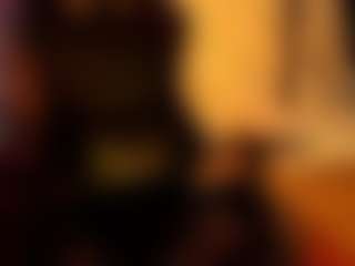 Live cam show with FoxxyDolce - Big Cock on livesuperchat.net