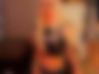 Live cam show with FoxxyDolce - Smoking on Soda Cam