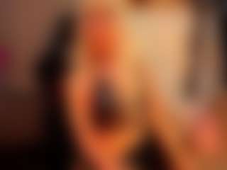 Live cam show with FoxxyDolce - Big Balls on testsause.com