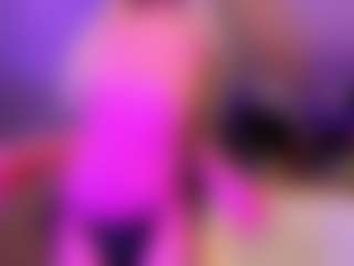 FoxxyDolce's Live Sex Cam Show