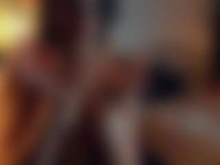 Live cam show with KimberlieWinningham - Facial Piercings on Camsoda