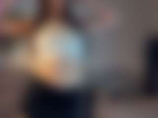 Live cam show with KimberlieWinningham - Teen (18+) on Camsoda