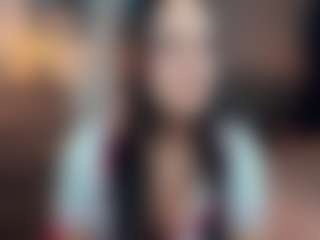 Live cam show with KimberlieWinningham - Gray Eyes on SmokeAndPoke