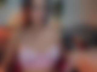 Live cam show with KimberlieWinningham - Gray Eyes on madthumbs