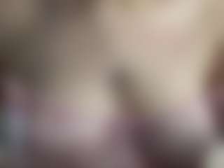 AndreaStranahan's Live Sex Cam Show