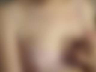AndreaStranahan's Live Sex Cam Show