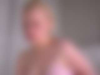 AndreaStranahan's Live Sex Cam Show