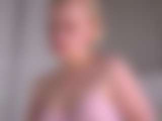 AndreaStranahan's Live Sex Cam Show