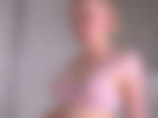 Live cam show with AndreaStranahan - Normal on pussylord.com