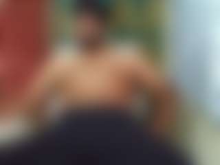 Live cam show with CuteGuyy - Big Cock on Camiplay Live