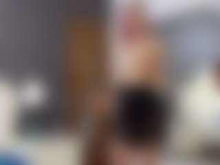 SerenaBFF's Live Sex Cam Show