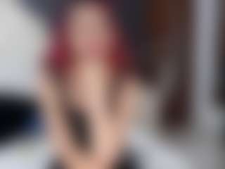 Live cam show with SerenaBFF - Thin on Soda Cam