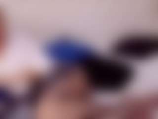SerenaBFF's Live Sex Cam Show