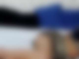 Live cam show with SerenaBFF - Thin on TeamSkeetLive