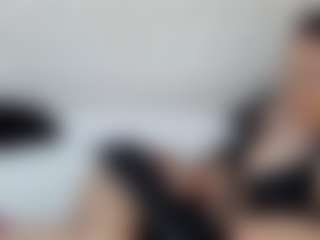 SerenaBFF's Live Sex Cam Show