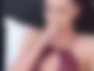 Live cam show with SerenaBFF - Thin on CamClone