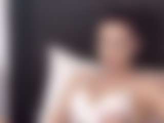 Live cam show with SerenaBFF - Thin on Uber Horny