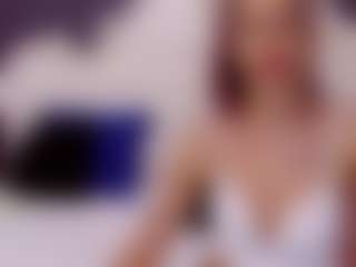 Live cam show with SerenaBFF - Green Eyes on Hubzter Live