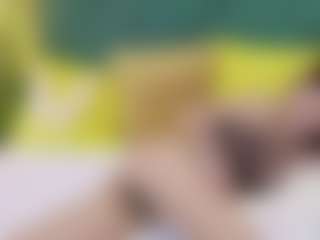 Live cam show with SerenaBFF - Thin on slutload
