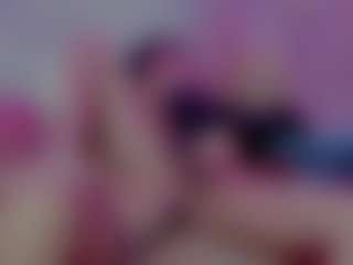 Live cam show with YolePero - Average on CamwithHer