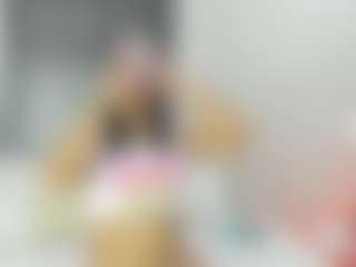 Live cam show with Gabysanta - Athletic Ebony on xxxlivecams.org