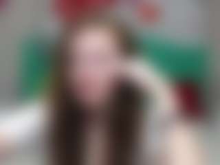 Live cam show with MeganPirs - Thick on CamClone