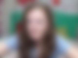 Live cam show with MeganPirs - Tittyfuck on Dolls Live