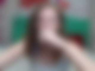 Live cam show with MeganPirs - Thin on Camversity