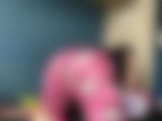 Auesha's Live Sex Cam Show