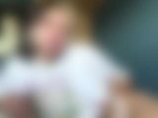 Auesha's Live Sex Cam Show