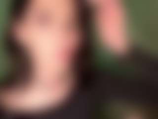 YaniraJunk's Live Sex Cam Show