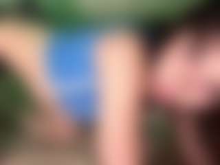 YaniraJunk's Live Sex Cam Show