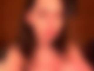 Live cam show with YaniraJunk - Domination on livesuperchat.net