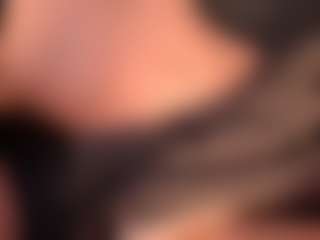 YaniraJunk's Live Sex Cam Show