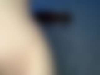 YaniraJunk's Live Sex Cam Show