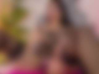 Live cam show with Melany-Naa - Upskirt on Gym Cam Girls