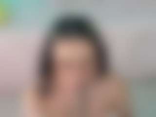 Live cam show with Melany-Naa - Upskirt on Camming Site