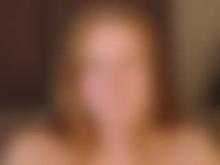 Live cam show with Sally - Trimmed Teen (18+) on Milf Play