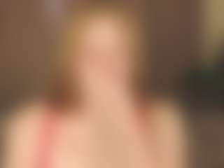 Live cam show with Sally - Trimmed on pussylord.com