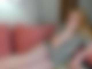 Live cam show with Sally - Trimmed Teen (18+) on Camsoda