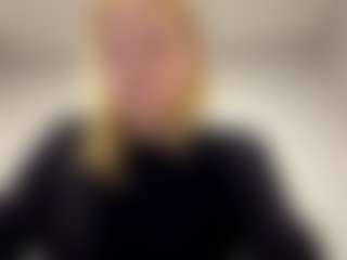 SandraAllamong's Live Sex Cam Show