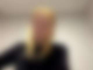 SandraAllamong's Live Sex Cam Show