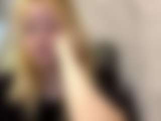 SandraAllamong's Live Sex Cam Show