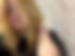 SandraAllamong's Live Sex Cam Show