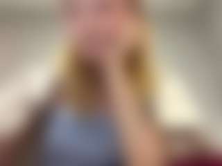SandraAllamong's Live Sex Cam Show
