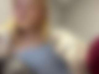 SandraAllamong's Live Sex Cam Show