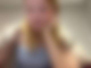 SandraAllamong's Live Sex Cam Show