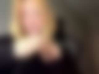 SandraAllamong's Live Sex Cam Show