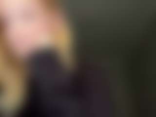 Live cam show with SandraAllamong - Public on Milfs Live