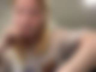SandraAllamong's Live Sex Cam Show
